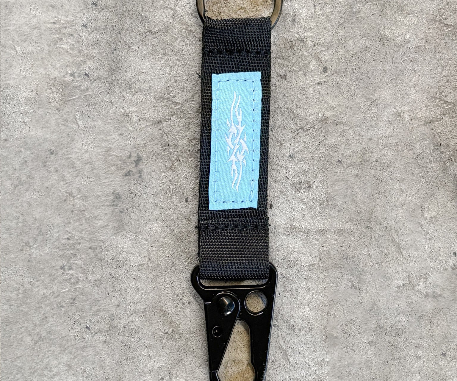 CARABINER - Shaggy