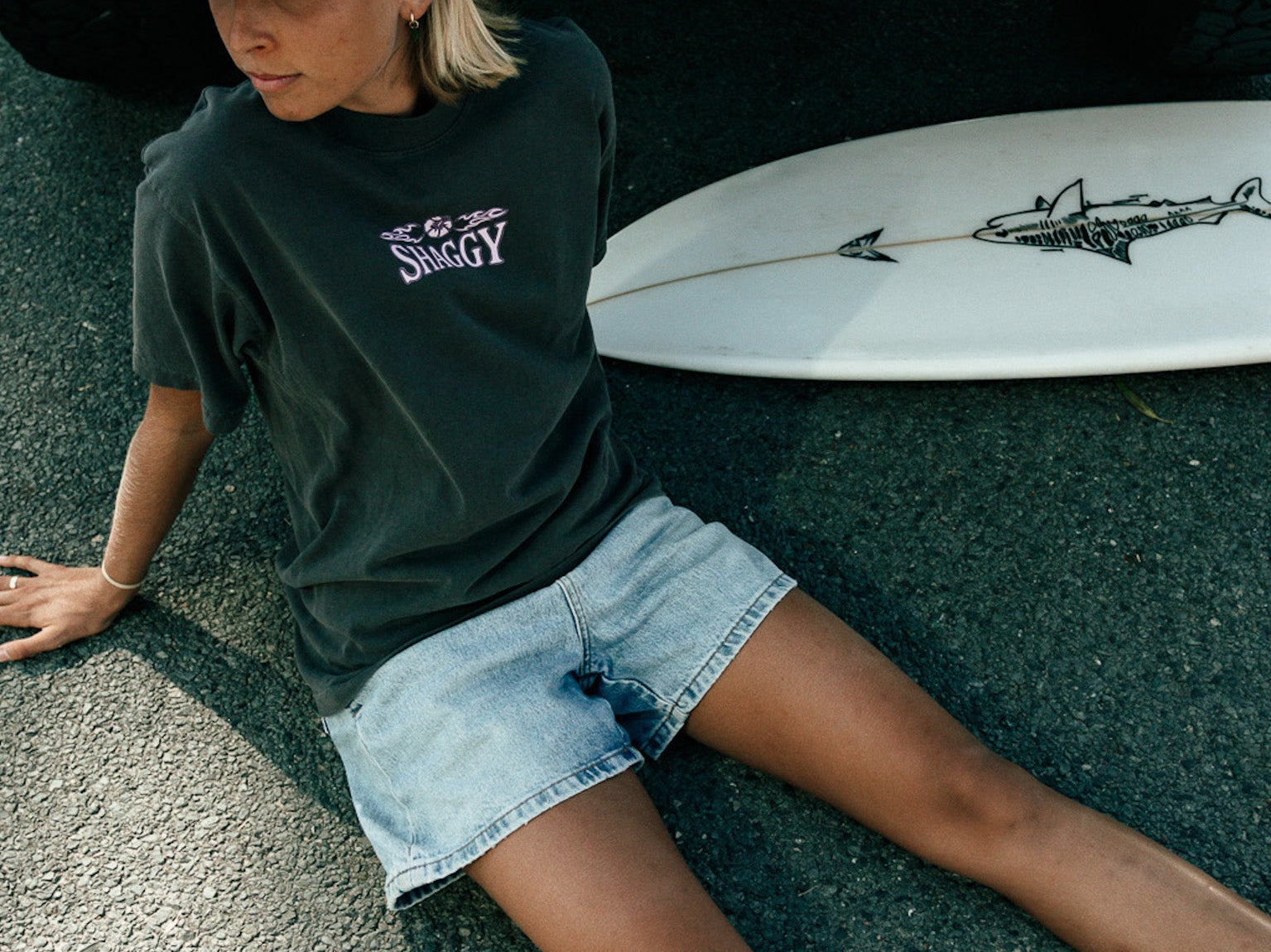 HIBISCUS T - SHIRT - Shaggy