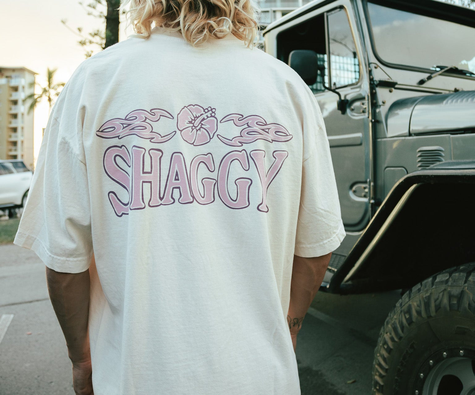 HIBISCUS T-SHIRT - Shaggy