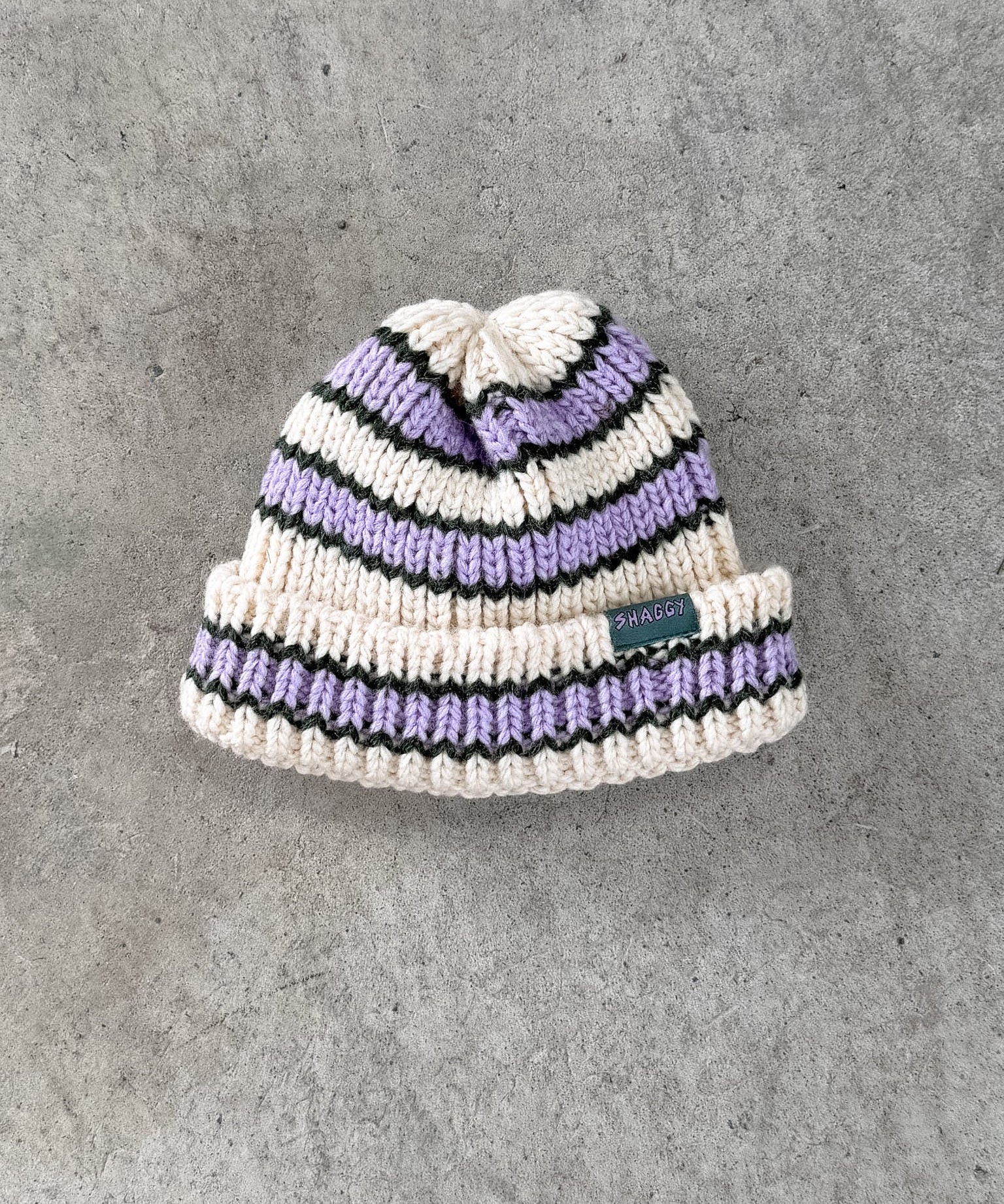 STRAY BEANIE - Shaggy