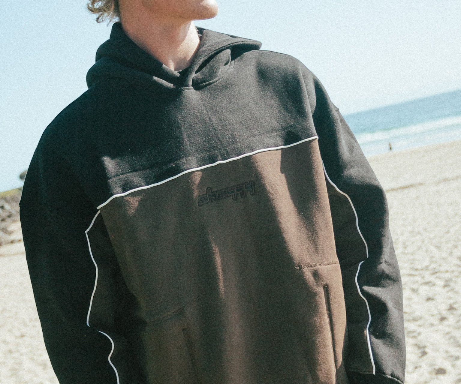 STRINGER HOOD - Shaggy