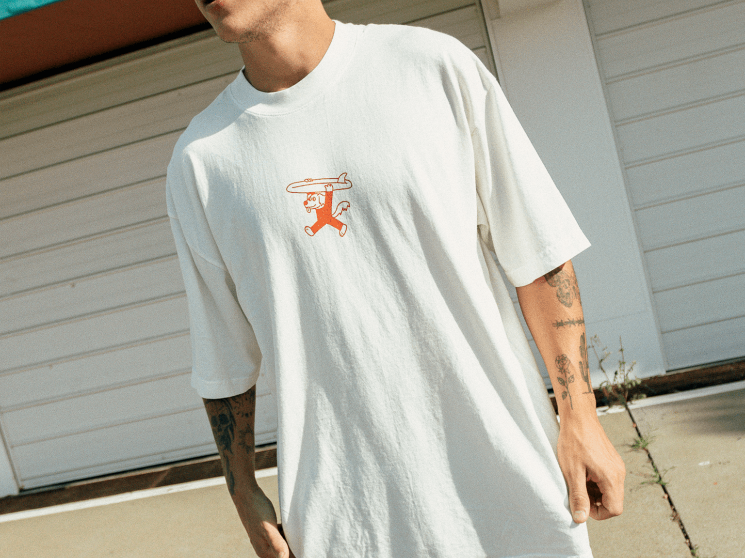 SURF SHOP T - SHIRT - Shaggy