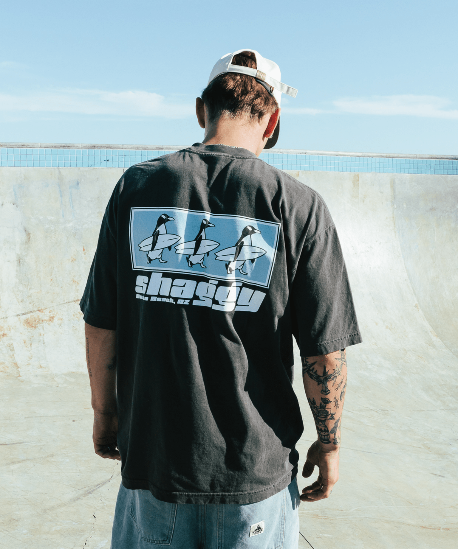 SURFS UP T - SHIRT - Shaggy