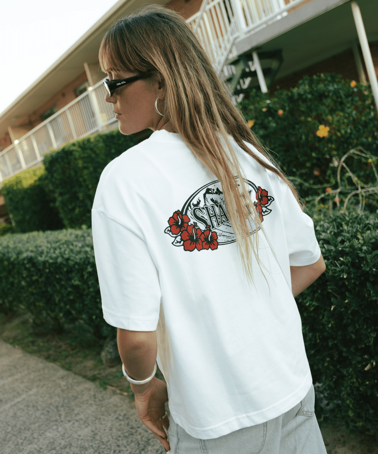 SWELL WOMENS TEE - Shaggy