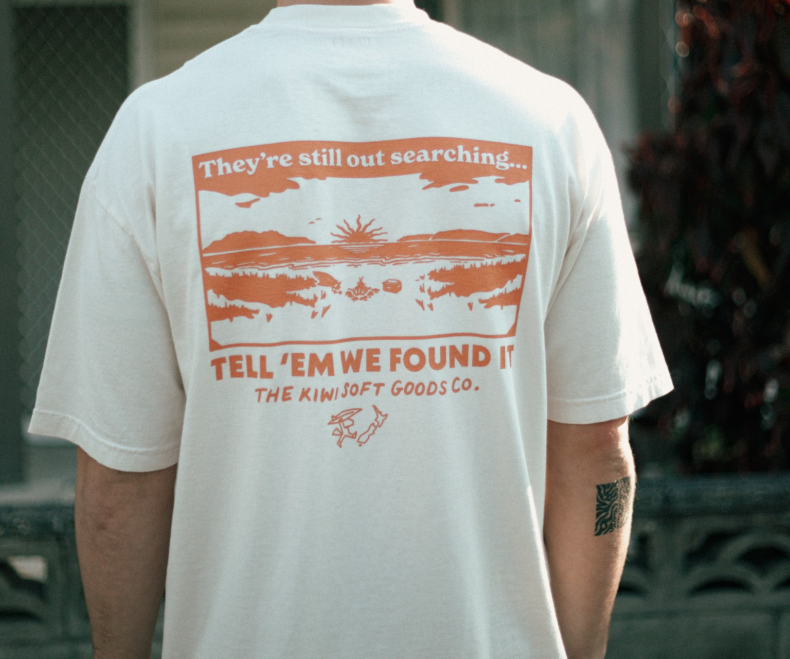 THE SEARCH T - SHIRT - Shaggy