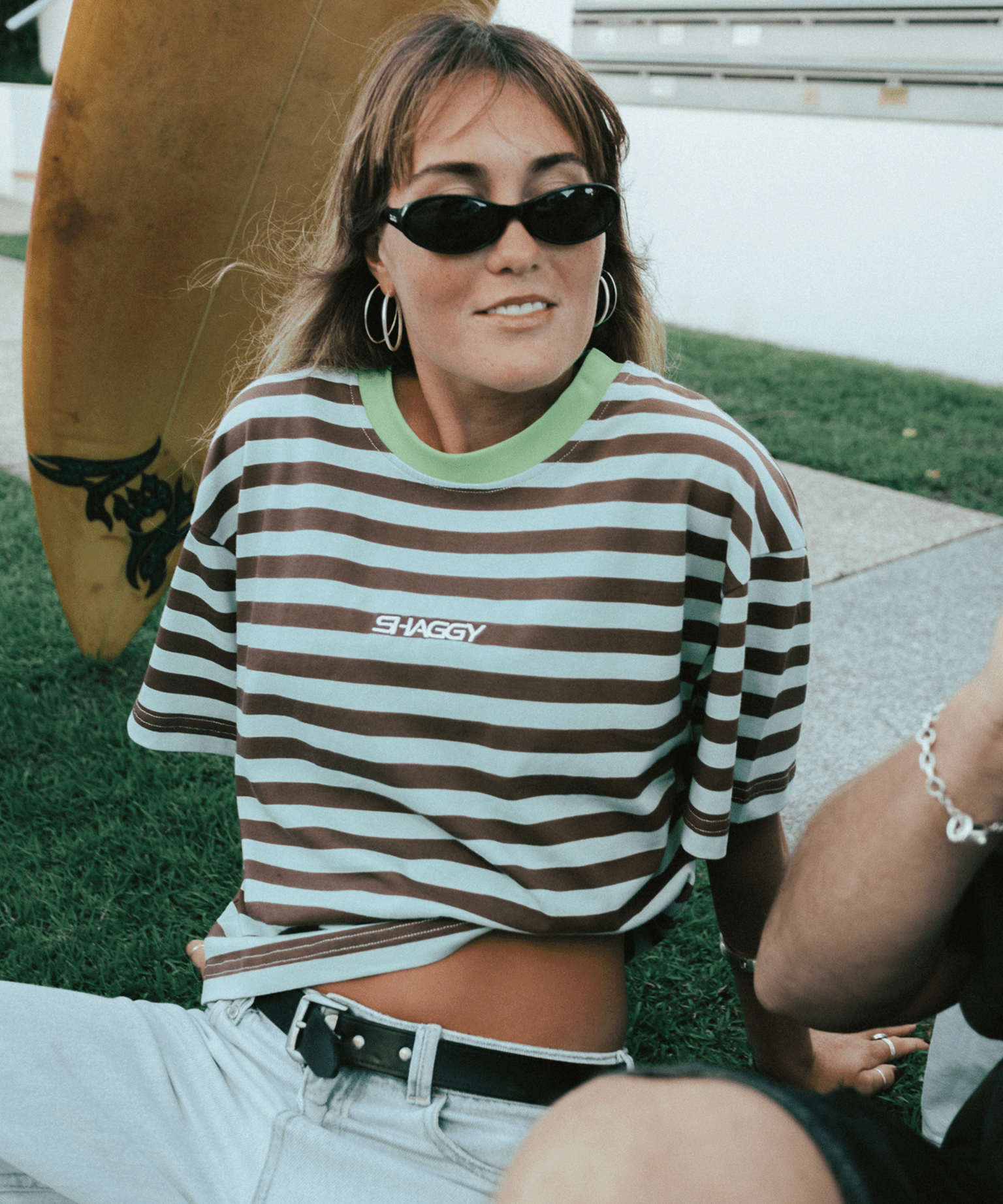 VACATION WOMENS TEE - Shaggy